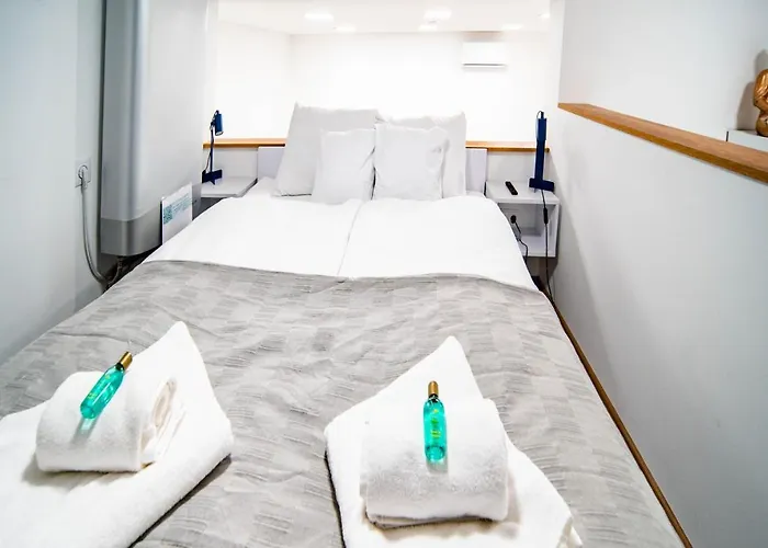 Free Parking Basilica Leo's - Ac, Wi-fi, Smart Tv بودابست