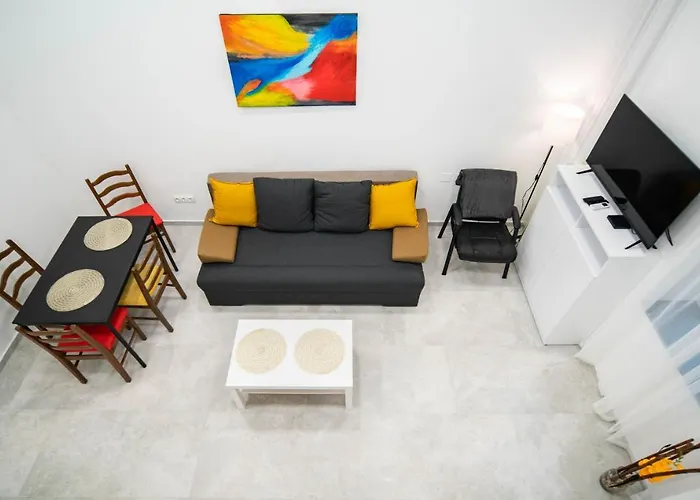 Free Parking Basilica Leo's - Ac, Wi-fi, Smart Tv *