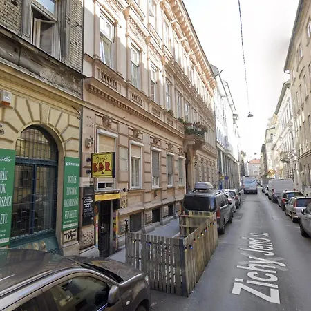 Free Parking Basilica Leo's - Ac, Wi-fi, Smart Tv Daire *